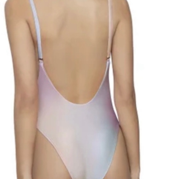 Beautiful swimwear - Picture 2 of 6